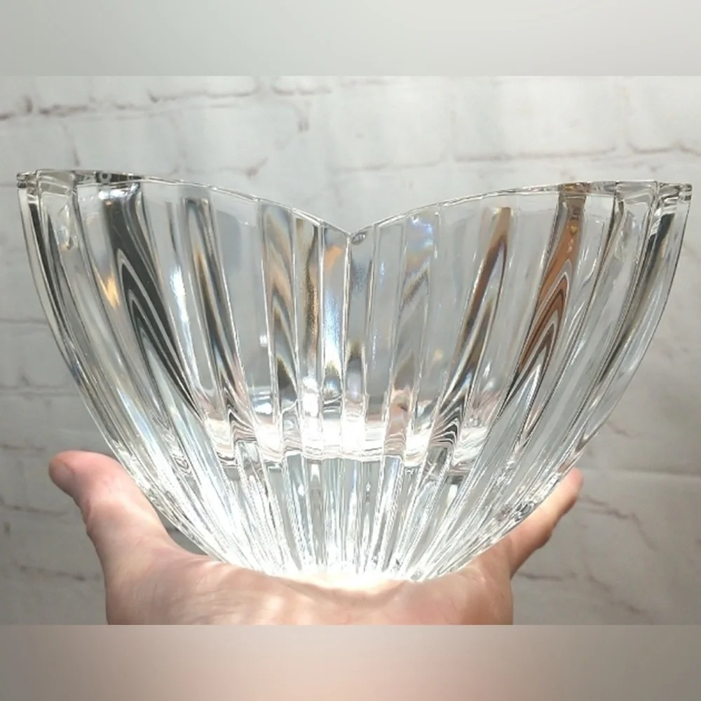 Vintage Crystal Glassware Mikasa Lydia Tulip Dish Elegant Home Decor Clear Glass - Picture 2 of 12